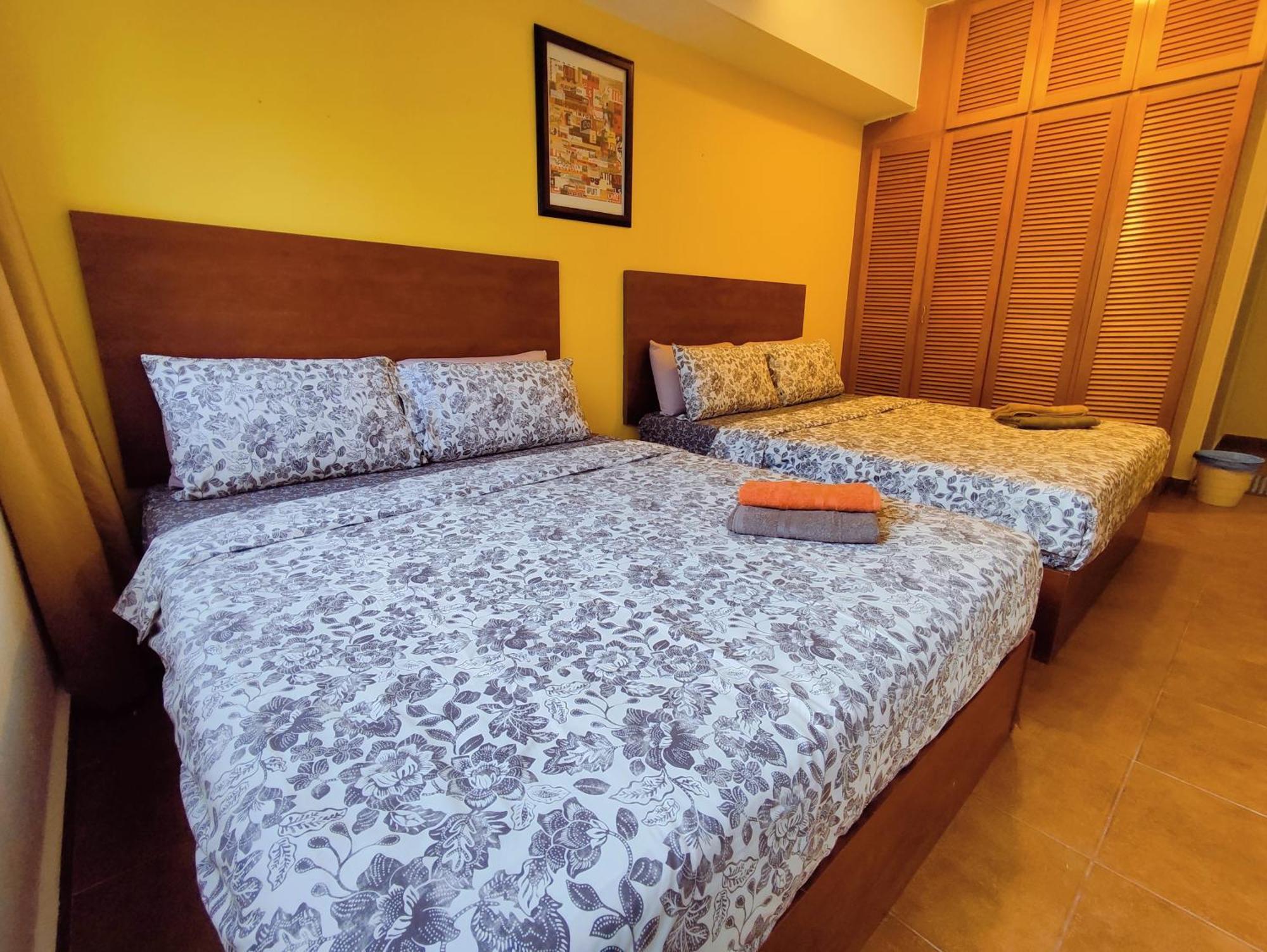 Aj-home Fahrenheit 88 Pavillion Bukit Bintang 8pax