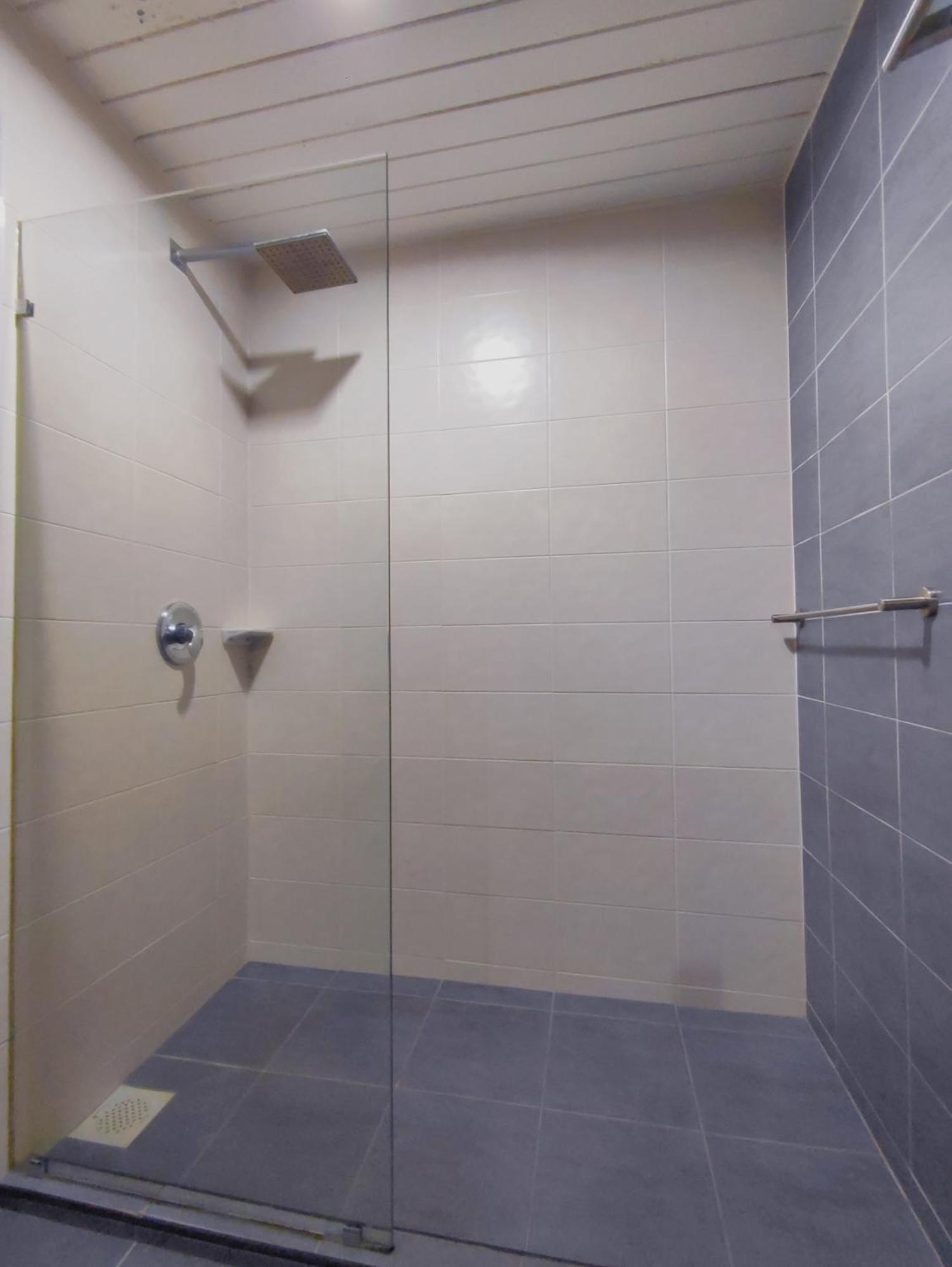 Aj-home Fahrenheit 88 Pavillion Bukit Bintang 8pax * Kuala Lumpur